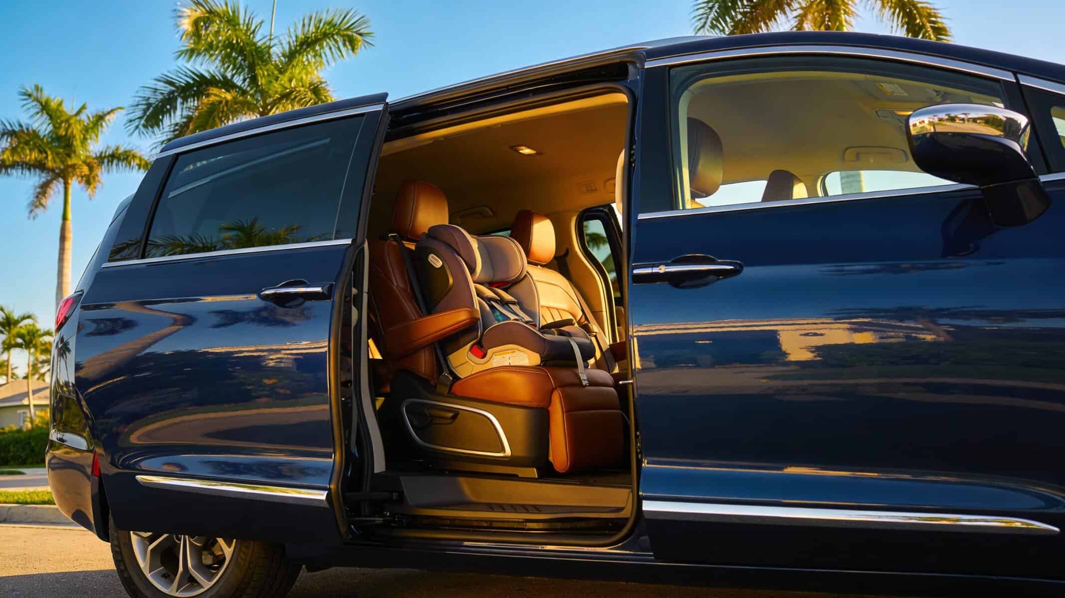 Minivan-economy-rent-a-car